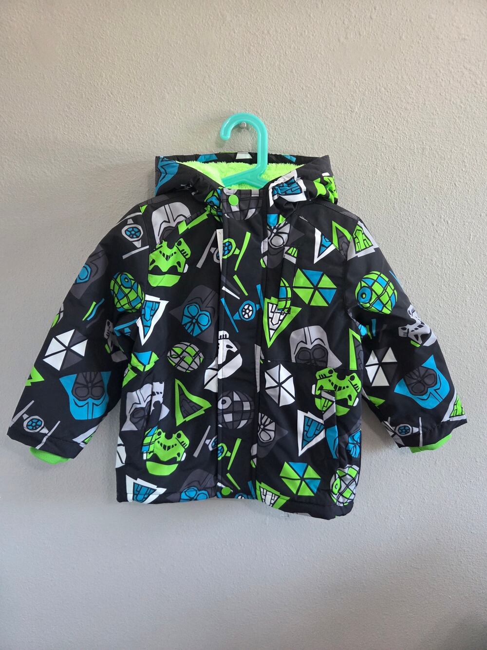 NWT Boys Star Wars Hooded Winter Jacket Puffer 4T Black Weather Resistant